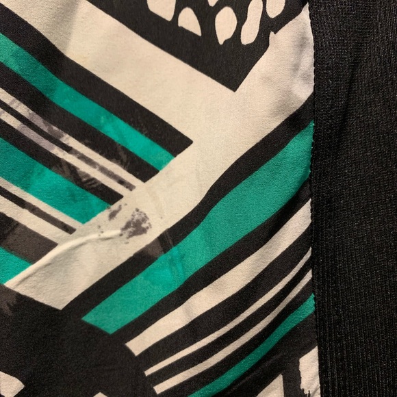 Light weight Jacket - Picture 3 of 4